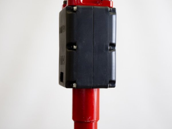 Pneumatic hammer punch M13